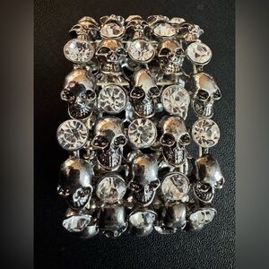 Silver Skull and Crystal Chunky Rhinestone Stretch Bracelet